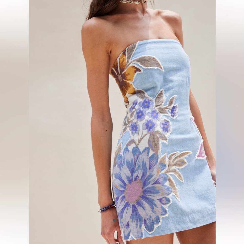 NWT Free People Floral Patch Denim Mini!